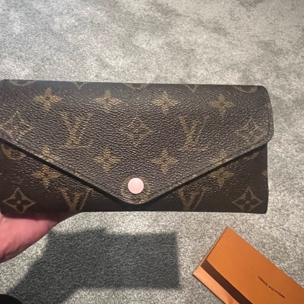 Louis Vuitton Brown Monogram Women's wallet